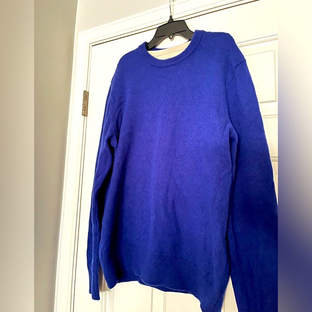 Like new Gap wool sweater electric blue